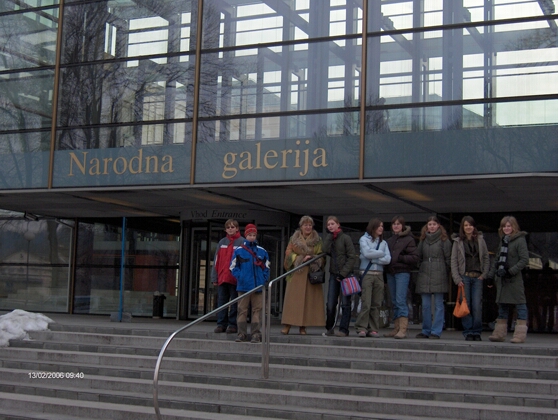 Klikni za naslednjo fotografijo